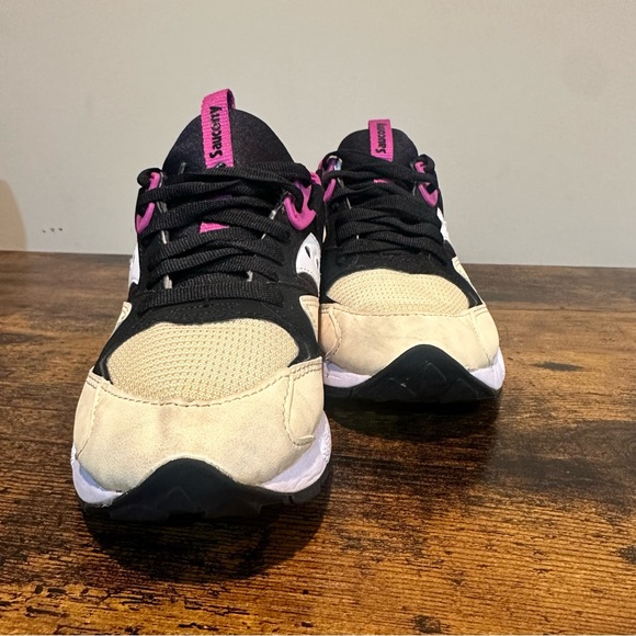 Saucony Grid 9000 Trainers - Picture 15 of 15